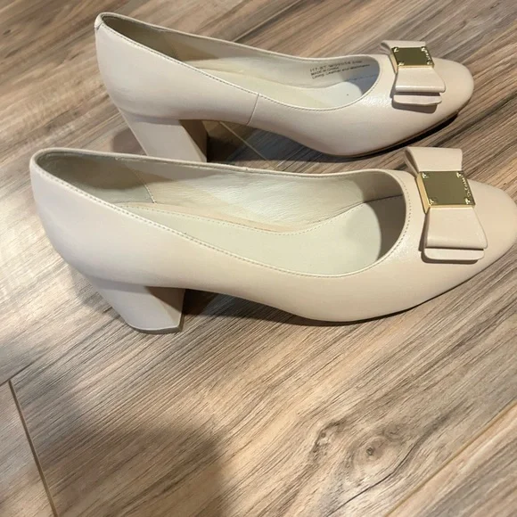 Cole Haan Women's Tan Peep Toe Flats - Picture 2 of 8